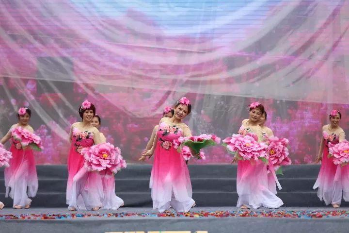嵩明交警：紧盯“一早一午一晚”重点时段 做好冬季交通事故预防工作